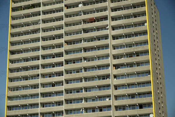 High-rise apartment building with balconies and satellite dishes, satellite town of Chorweiler in