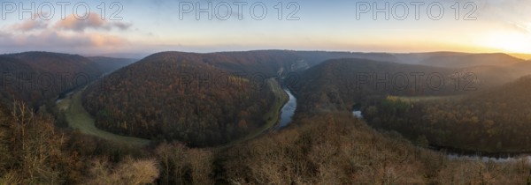 Sunrise, morning mood, autumn landscape, river loop, river Thaya, Thaya Valley National Park, Lower