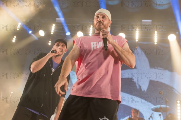 Carlito (Carlos Charlemoine) and Mal Élevé (Pablo Charlemoine), singers from Irie Révoltés live on