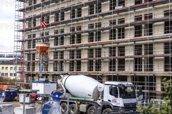 Construction site, residential construction, 50 new, publicly funded rental apartments, catering,