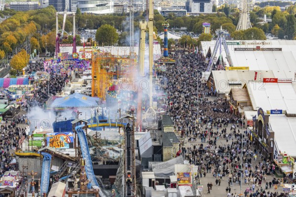 The 178th Cannstatter Volksfest on the Wasen attracted 4.2 million visitors. The Wasenrummel is one