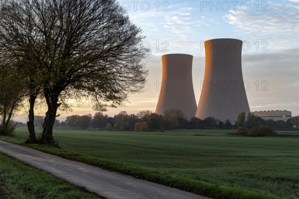Cooling towers of the Grohnde nuclear power plant in the morning light, Emmerthal, Lower Saxony,