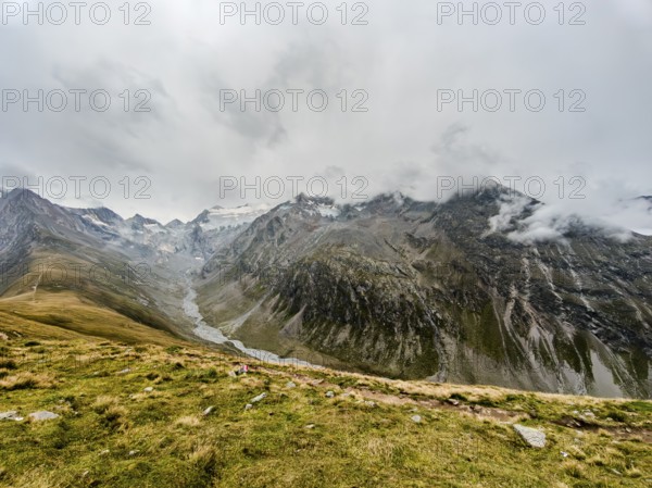 Panoramic view from the Hohe Mut over the Mutsattel and the Rotmoostal to the Gurglkamm in the