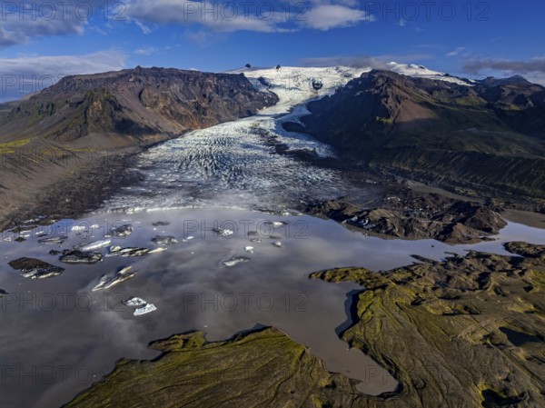 Ice floes, glacier, glacier tongue, glacier lake, sunny, morning mood, mountains, reflection,