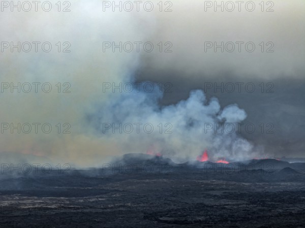 Lava, lava field, ash cloud, volcanic eruption, Sundhnúkur crater chain, July 2025, Reykjanes