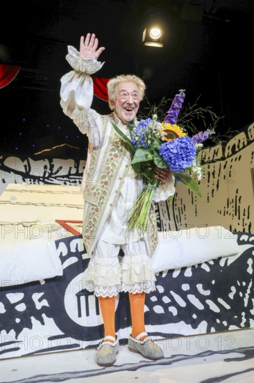 Dieter Hallervorden at the premiere of the play 'Der eingebildet Kranke' and Dieter Hallervorden's