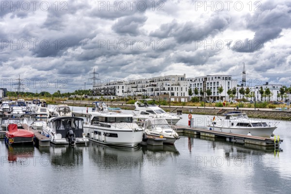 New Graf Bismarck urban quarter on the Rhine-Herne Canal, residential and commercial development on