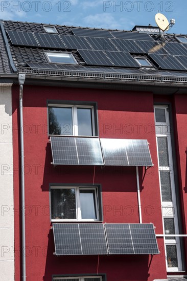 Residential building with photovoltaic modules on the façade and roof, North Rhine-Westphalia,