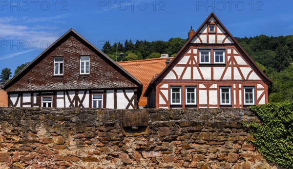 The old town centre with half-timbered houses, church towers and remains of the town wall in