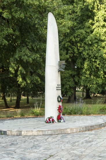 Monument to Milan Rastislav Štefánik, Slovak politician, astronomer, diplomat, officer, French