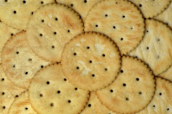 Crackers, crackers