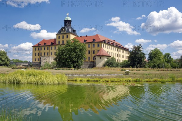 Johannisteich, castle park, Museum Zeitzer Schloss Moritzburg, early baroque style, water