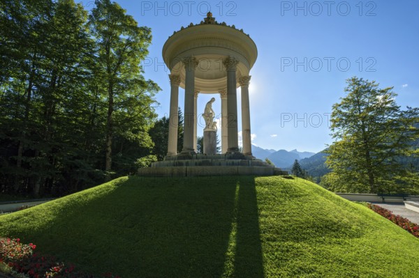 Statue of Venus with Cupid in the Temple of Venus above the terraced gardens, backlight, long