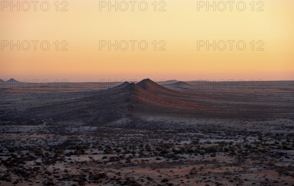 Sunset, Hills, Pontok Mountains, Desert, Dry landscape at Spitzkoppe, Great Spitzkuppe Nature