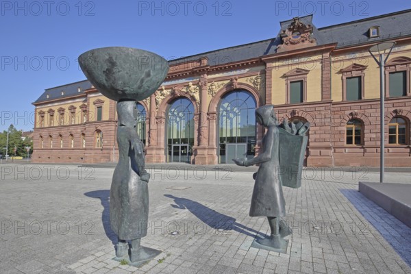 Old Post Office built in 1893 Neo-Renaissance and sculpture Shoe Carrier by Martin Schöneich 2015,