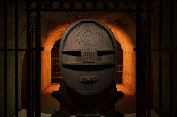 Oak barrel, gift from Napoleon I, cellar, champagne cellar of Moët & Chandon, Les Caves Moët &