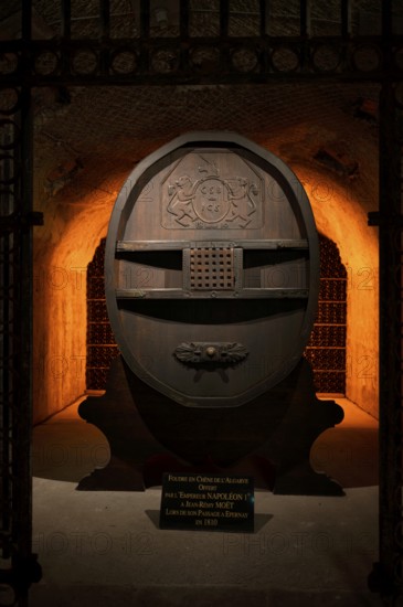 Oak barrel, gift from Napoleon I, cellar, champagne cellar of Moët & Chandon, Les Caves Moët &