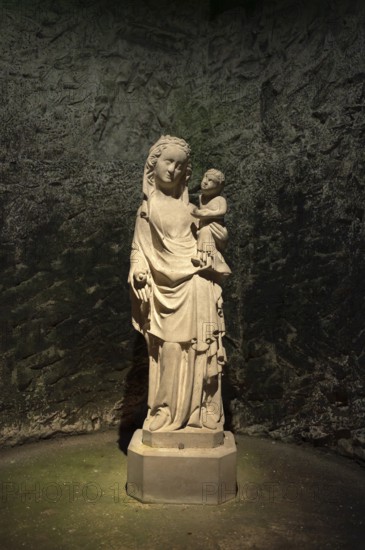 Madonna statue, Madonna, patron saint, baby Jesus, cellar, champagne cellar of Moët & Chandon, Les