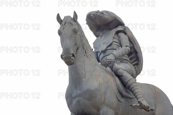 Sculpture Beetle on A Horse by Julius von Bismarck 2024, Blickachsen 14, modern art, equestrian
