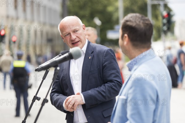 Kai Wegner (Governing Mayor of Berlin) and Florian Winkler-Schwarz, Managing Director of the