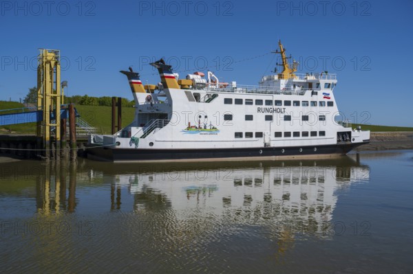 Ferry in the harbour, Tammensiel, Pellworm Island, North Frisia, North Sea, Schleswig-Holstein,