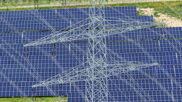 Ground-mounted photovoltaic system near Talheim in the Heilbronn district with an output of around