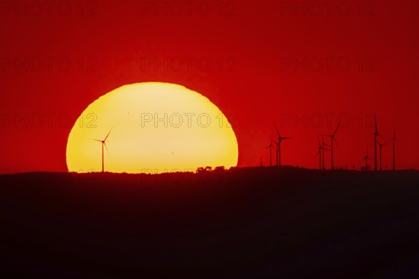 From the summit plateau of the Großer Feldberg in the Taunus mountains, you can watch the sun set