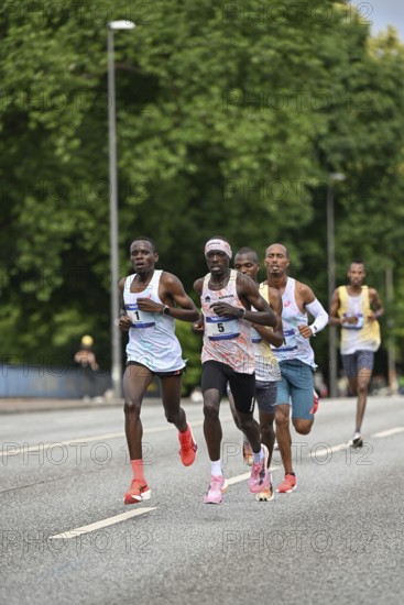 Samwel Mail Kenya and Edward Kimutai Cheserek Kenya as the best placed runners at the 31st Hella