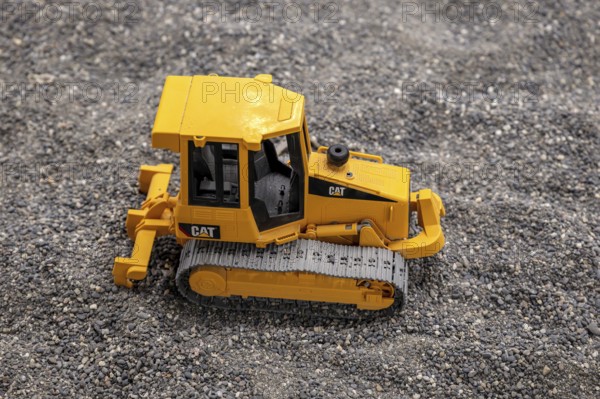 Caterpillar caterpillar tractor children's toy