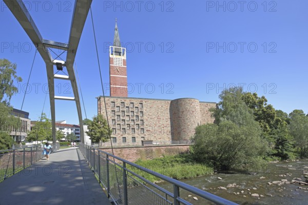City church built in 1968 and quail footbridge over the Enz, pedestrian bridge, arch bridge,