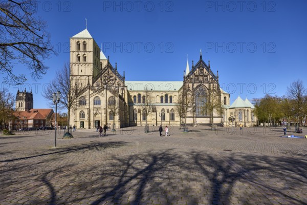 St Paul's Cathedral, Roman Catholic church, old town, cathedral, Romanesque and Gothic