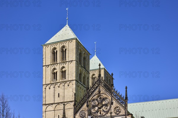 St Paul's Cathedral, cathedral, church tower, blue cloudless sky, cathedral square, Münster,