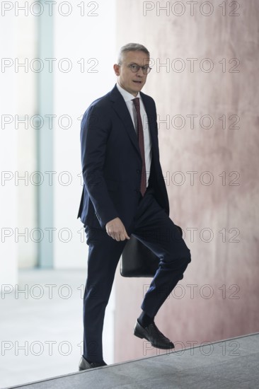 Karsten Wildberger (CDU, Federal Minister for Digitalisation and State Modernisation) on the way to