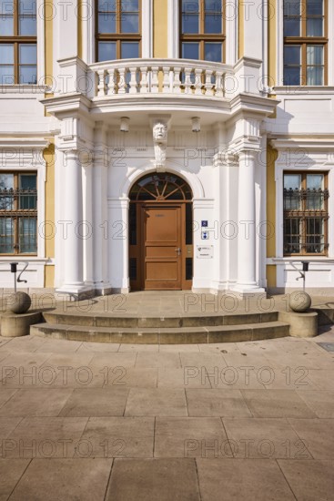 State parliament, historic houses, baroque architectural style, facade, window, entrance area,