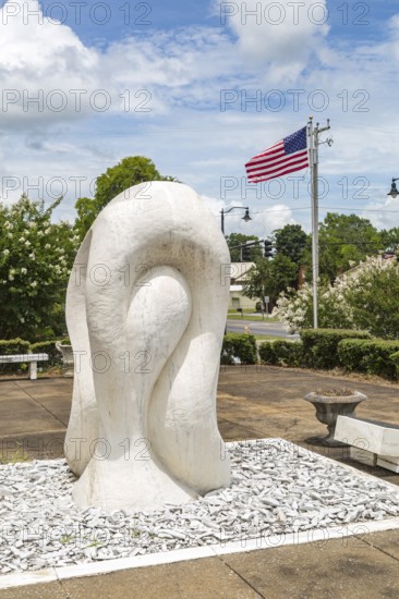 Marble sculpture outside of the front of Isabel Anderson Comer Museum and Arts Center in Sylacauga,