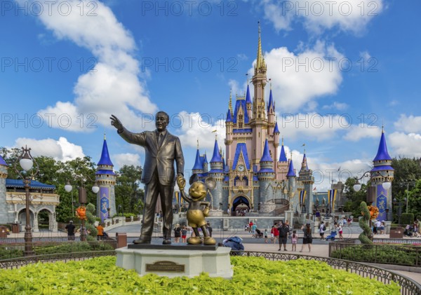 Partners statue in front of Cinderella's Castle at the end of Main Street in the Magic Kingdom at