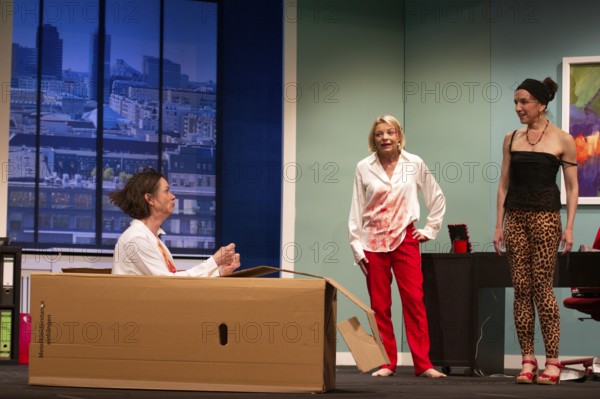 Julia Grimpe - Claudia, Miriam Kohler - Steffi, Katrin Schwingel - Dorothee, Mordskolleginnen,