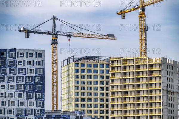 Construction of over 920 student flats at Cambridgelaan in the Science Park, University of Utrecht,