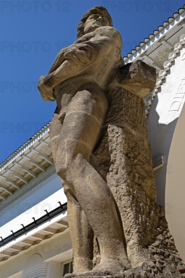 Colossal figure of a man by Ludwig Habich at the Ernst Ludwig House, Mathildenhöhe, UNESCO World
