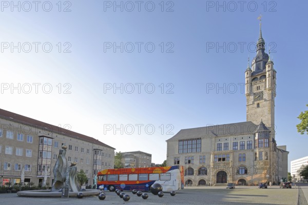 Town hall built in 1901 and fountain, craftsmen's fountain by Frank Schönemann 2007, balls, town