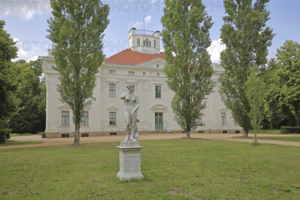 UNESCO Georgium Palace with Venus statue, Dessau-Wörlitz Garden Kingdom, Dessau, Dessau-Roßlau,