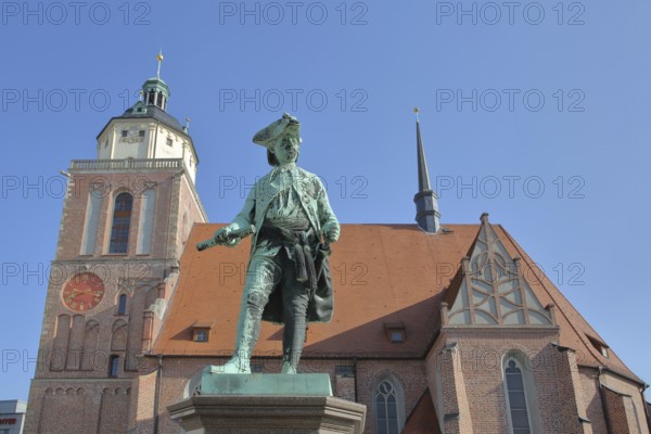 Gothic St Mary's Church and monument to Field Marshal Leopold I, scroll, marshal, general,
