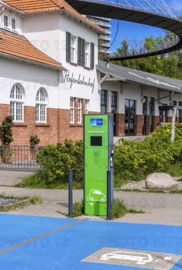 Green charging station for electromobility at the former harbour station in the city harbour of