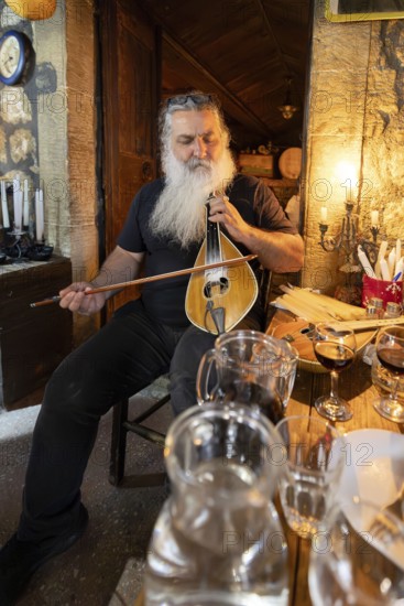 Giannis Tavern, Live Music, Kiparissos, Greece, 23.05.2025 < english> Giannis Tavern, Greece, May