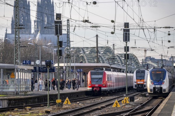 Regional trains at Cologne-Messe/Deutz station, 2nd largest station in Cologne, transfer station