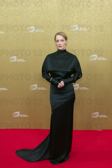 Leonie Benesch, EUROPEAN FILM AWARDS Berlin 2026, photo call at the House of World Cultures,