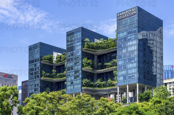Parkroyal Collection Pickering, luxury five-star hotel with green walls and sky gardens in Central