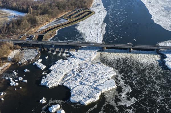 Geesthacht, Elbbrücke, dam, water regulation, Elbe, federal road, B, 404, toll bypass, water, car,