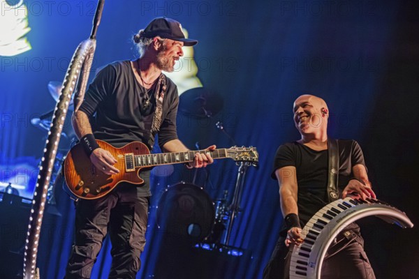 Guitarist Isaac Delahaye and keyboardist Coen Janssen from Epica, live on Arcane Dimensions Tour