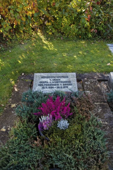 Tombstone of Duchess Wiltrud of Urach, Countess of Württemberg, née Princess of Bavaria, 1884 to